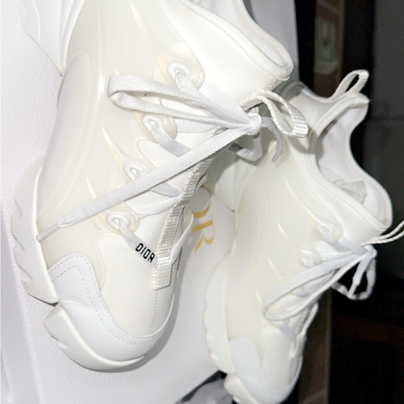 Authentic Christian Dior D Connect sneakers size 38. Very gently used - Picture 5 of 6